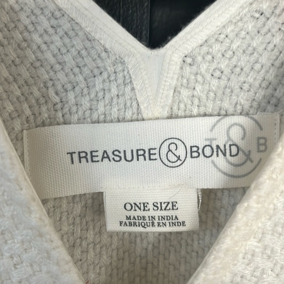 Western Poncho w/ Fringe - Picture 5 of 8